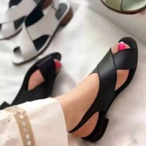 صندل پاشنه دار زنانه چرم