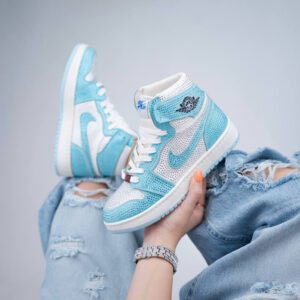 کتونی جردن زنانه نگینی